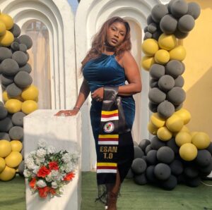 Wizkid fan bags first-class degree from Igbinedion University, flaunts certificate