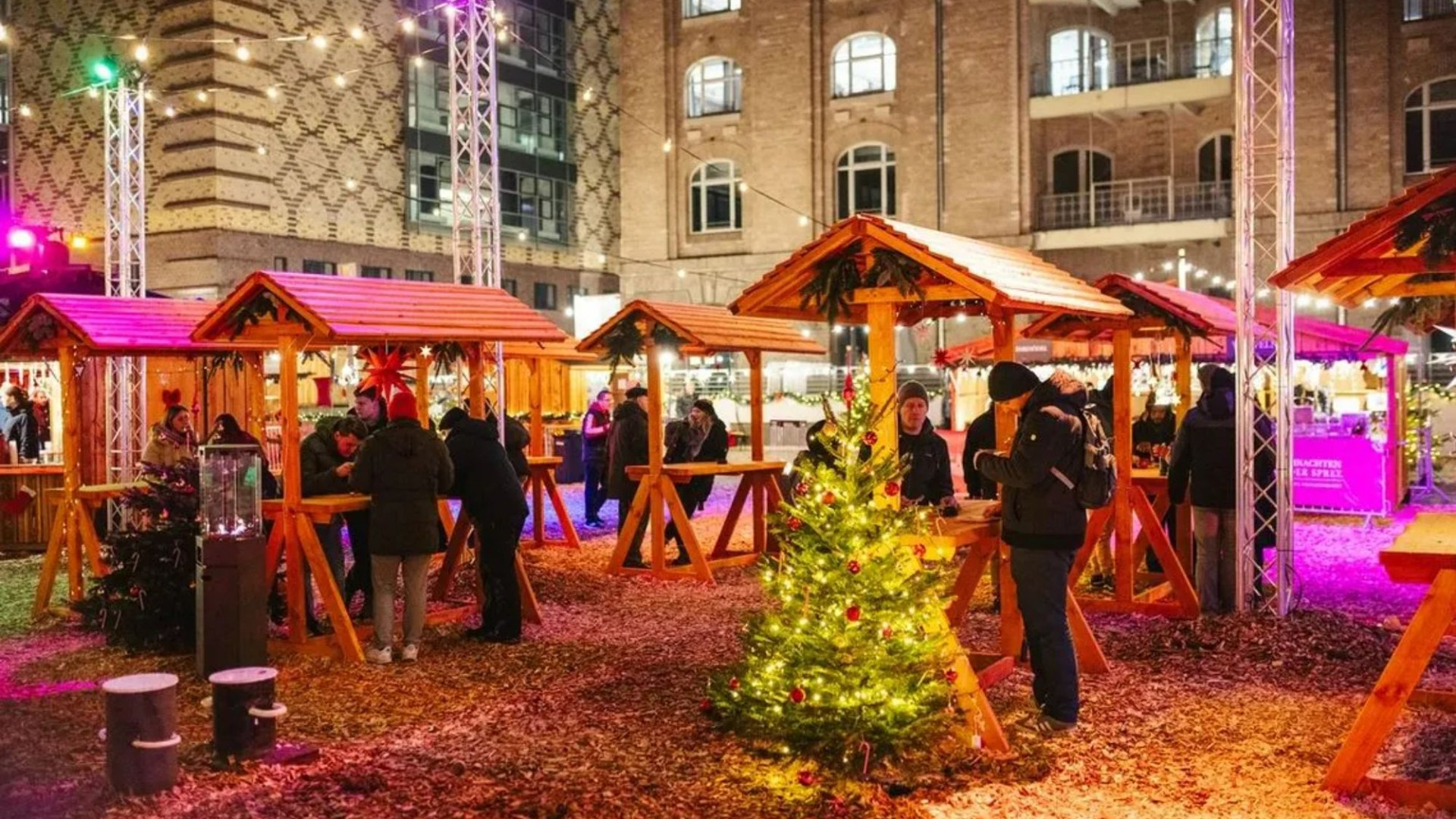 The only all-you-can-eat Christmas market is in Europe and has mulled wine, beer and pulled pork burgers