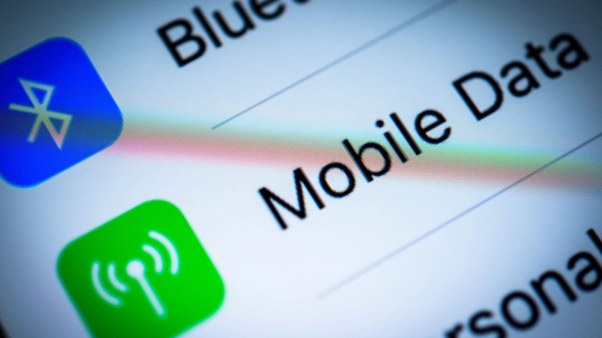 Major mobile provider extends FREE data scheme for people struggling with bills - how to get it