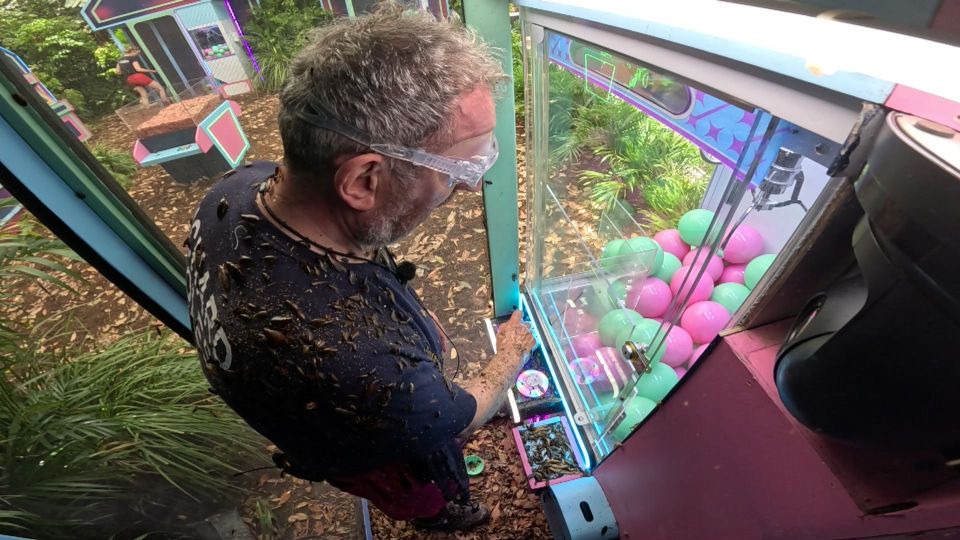 They contrasted it to Rev Richard Coles' struggle to pick up balls with the grabber machine