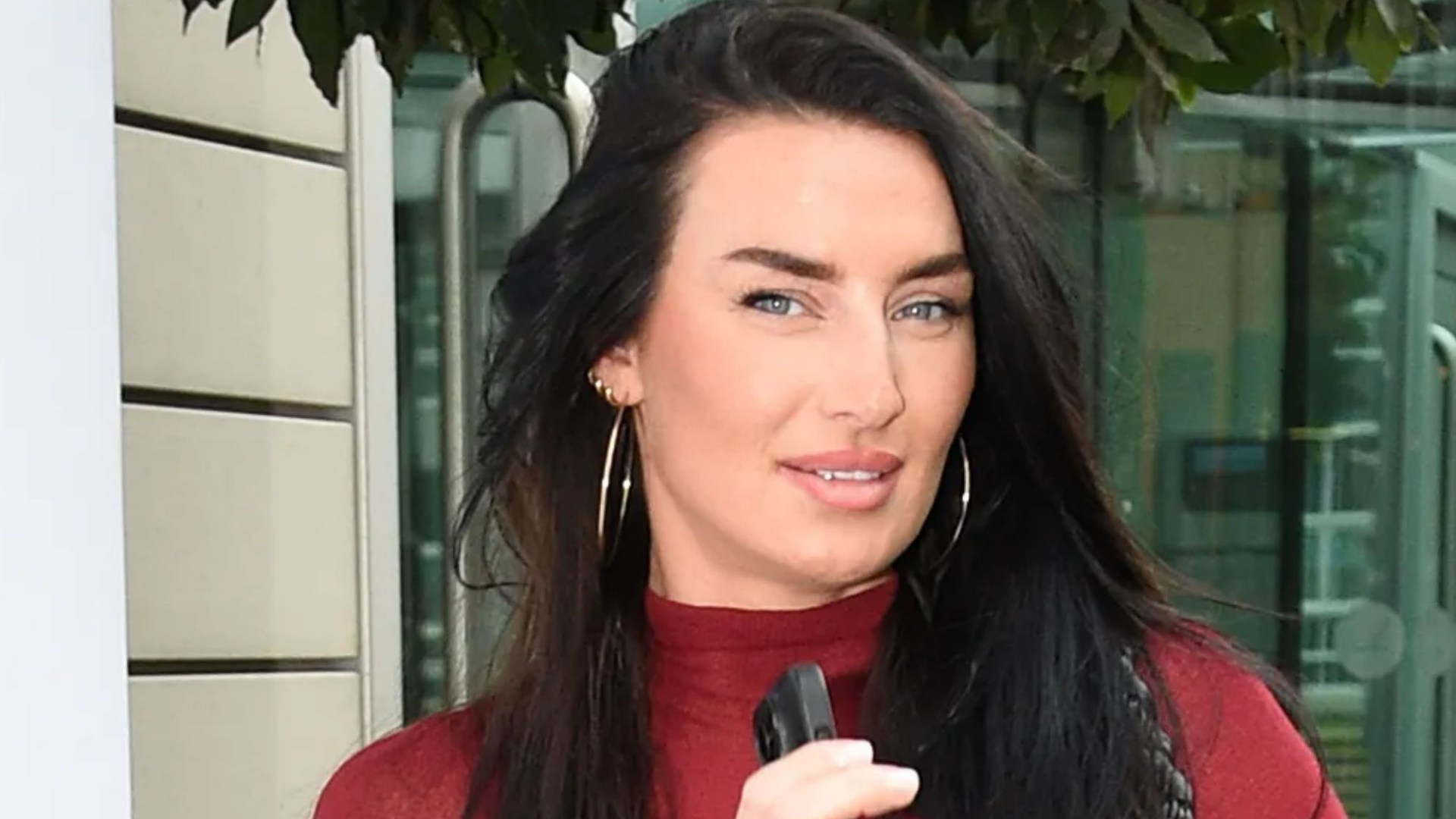 Annie Kilner puts wedding ring back ON despite filing for divorce from Kyle Walker