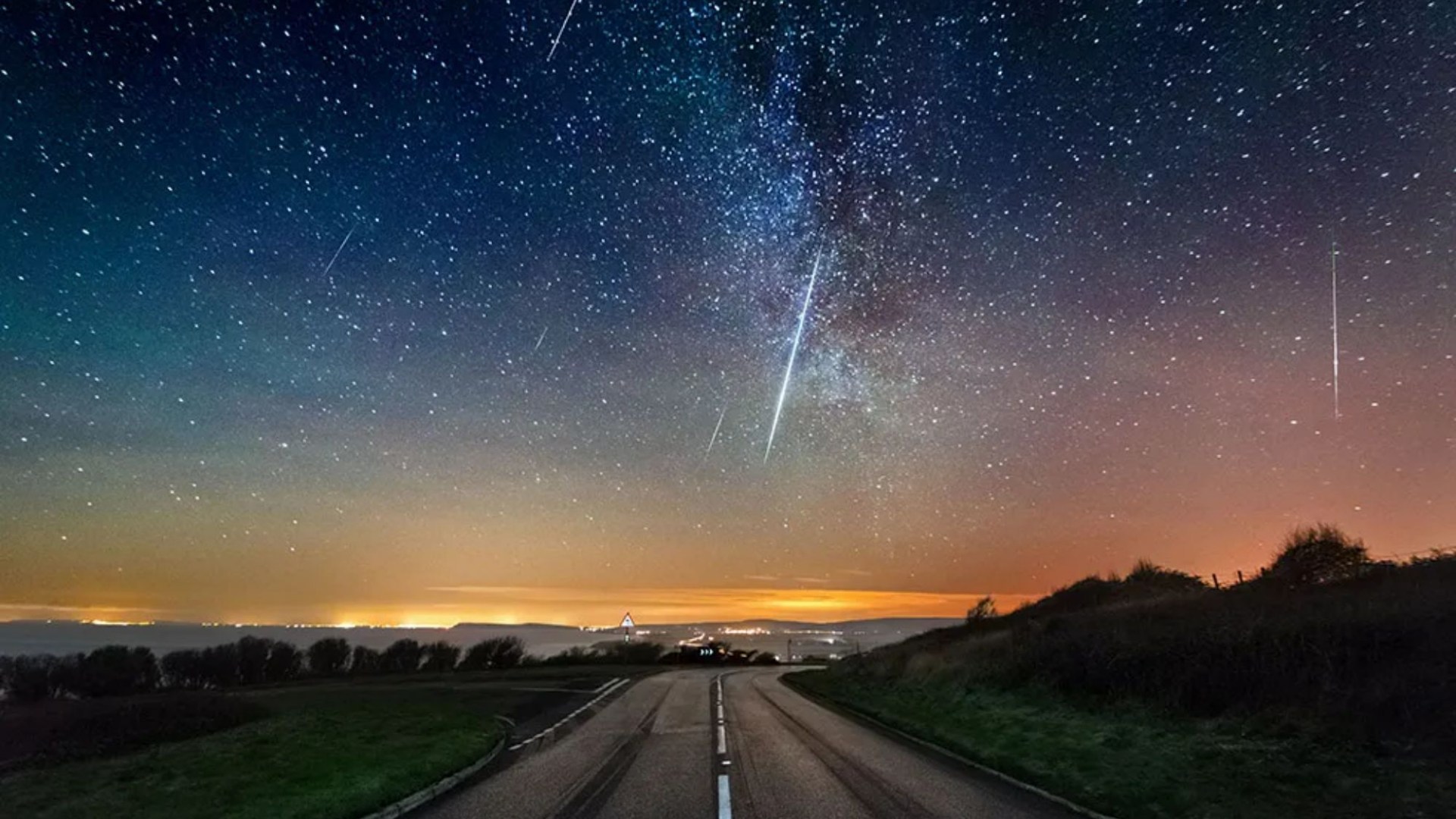 Up to 150 shooting stars an HOUR to light up the skies as the best meteor shower of the year arrives