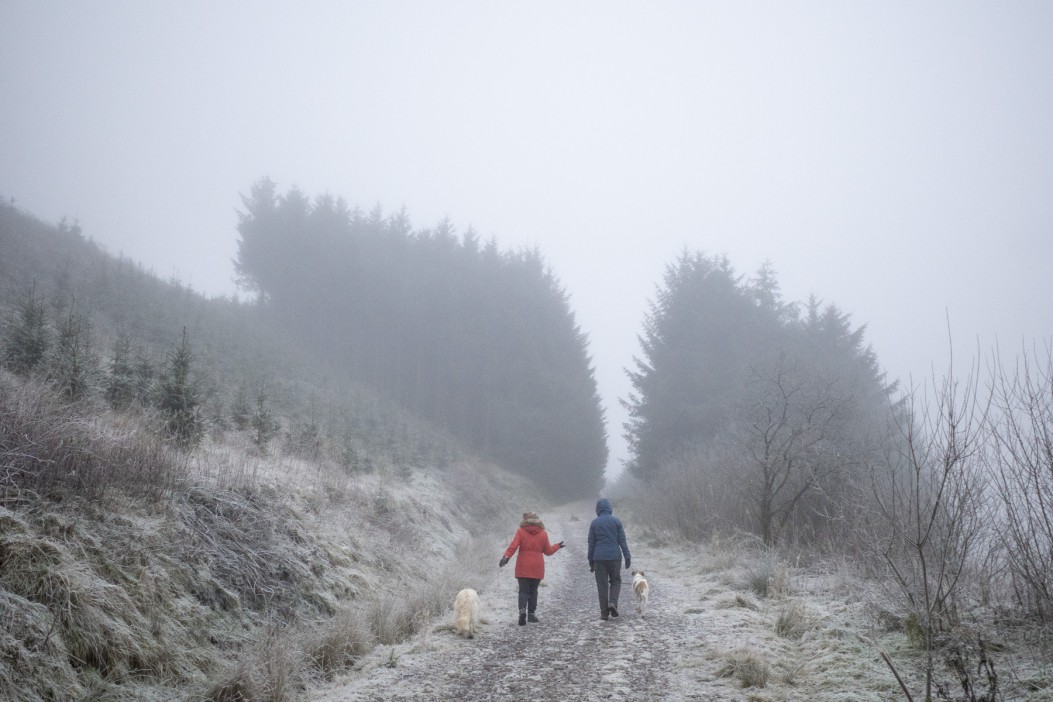 Met Office map reveals where temperatures will plunge across UK tonight – with 80 areas put on alert for flooding – The Scottish Sun