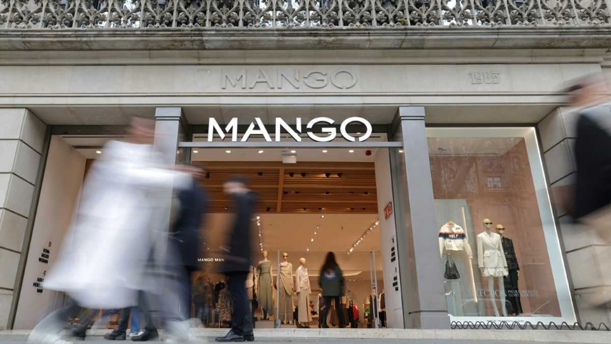 Founder of Spain's Mango clothing chain dies in accident