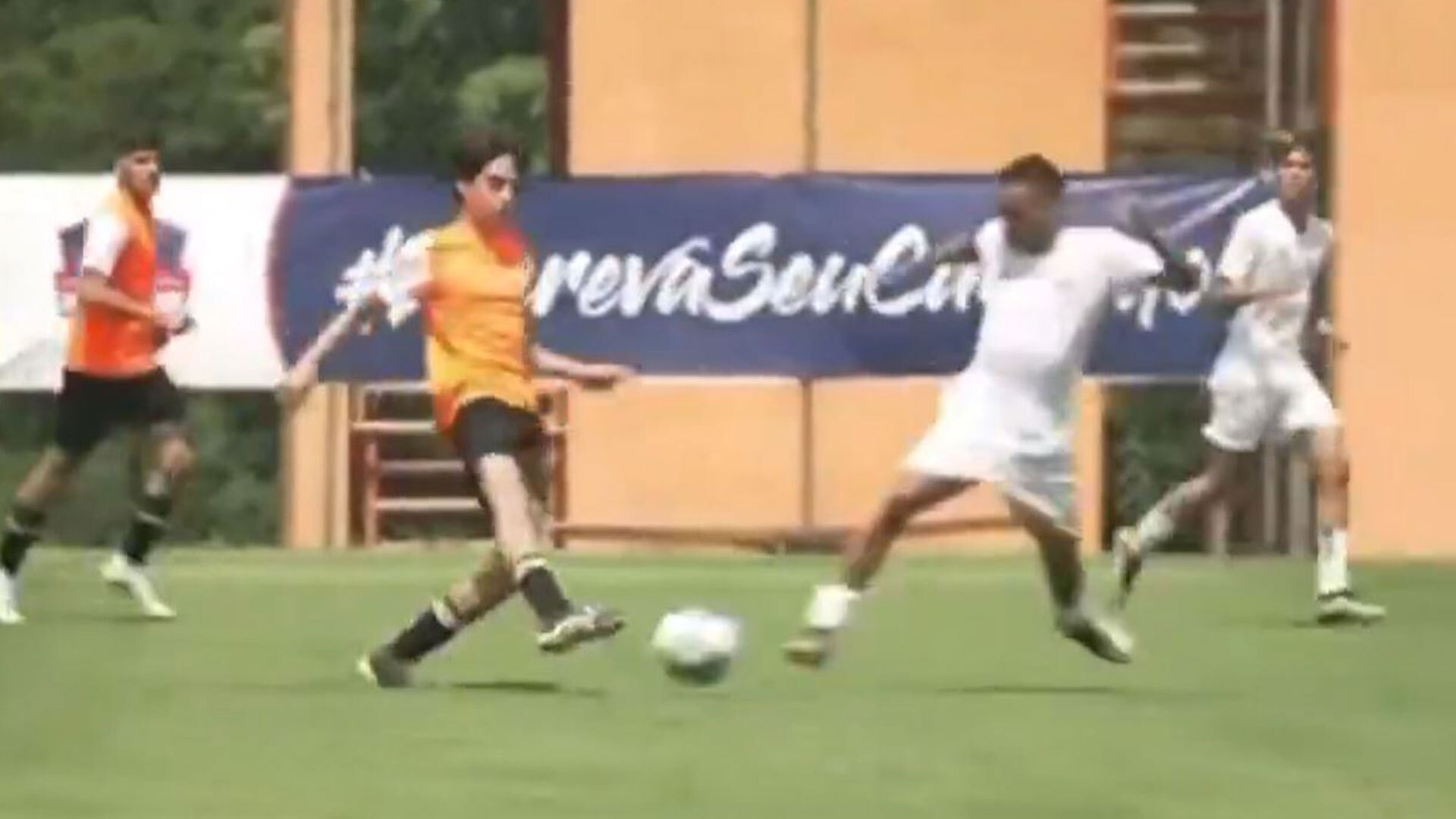 You're a football superfan if you can work out Brazil and Real Madrid legend's son, 16, by his iconic playing style