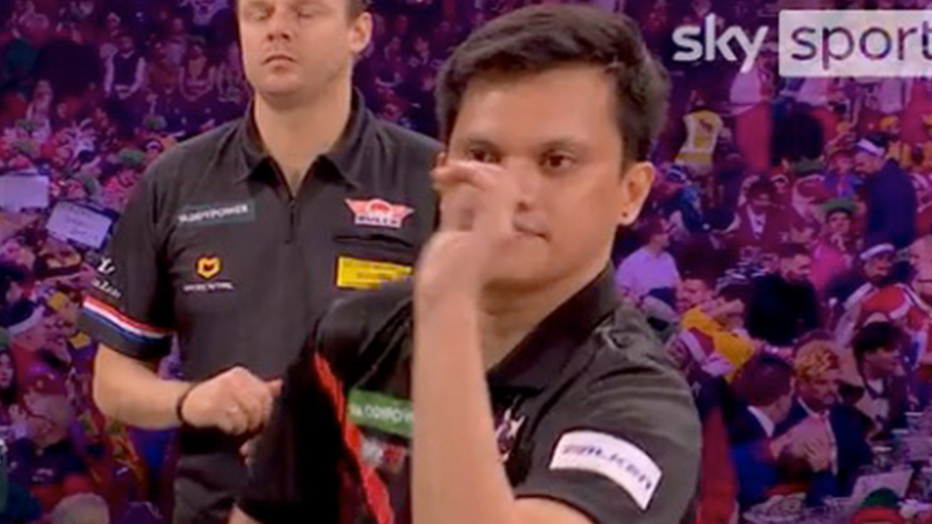 'Rafael Nadal of darts' leaves commentator stunned with bizarre routine at World Darts Championship