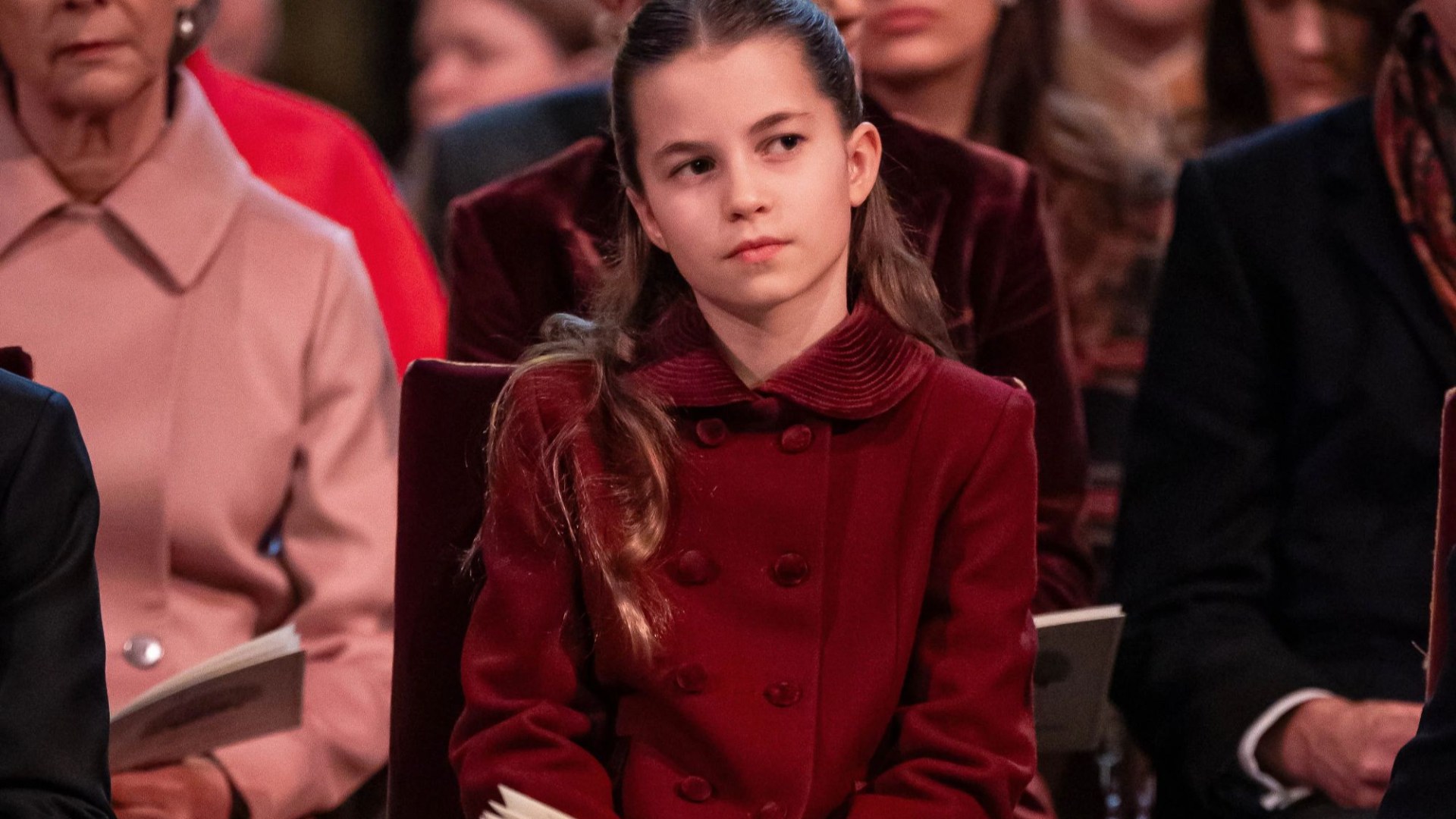 Moment Princess Charlotte looks on in awe at ballet dancers as she steals the show at mum Kate Middleton’s carol service – The Scottish Sun