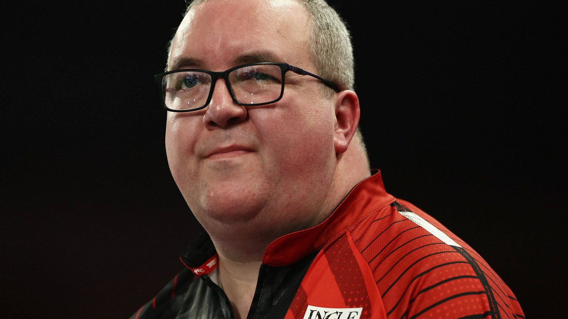 'He doesn’t make you bark like a dog' - Darts star Stephen Bunting reveals how hypnotist has transformed his game