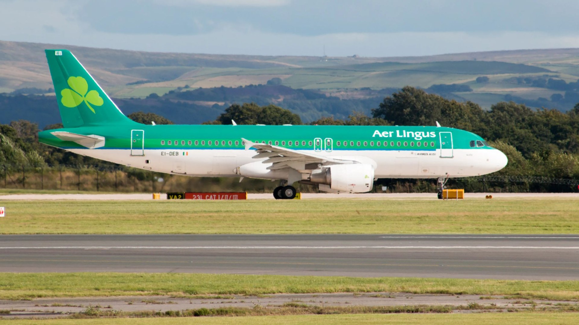 Aer Lingus flight forced to make 200-mile diversion to Edinburgh Airport