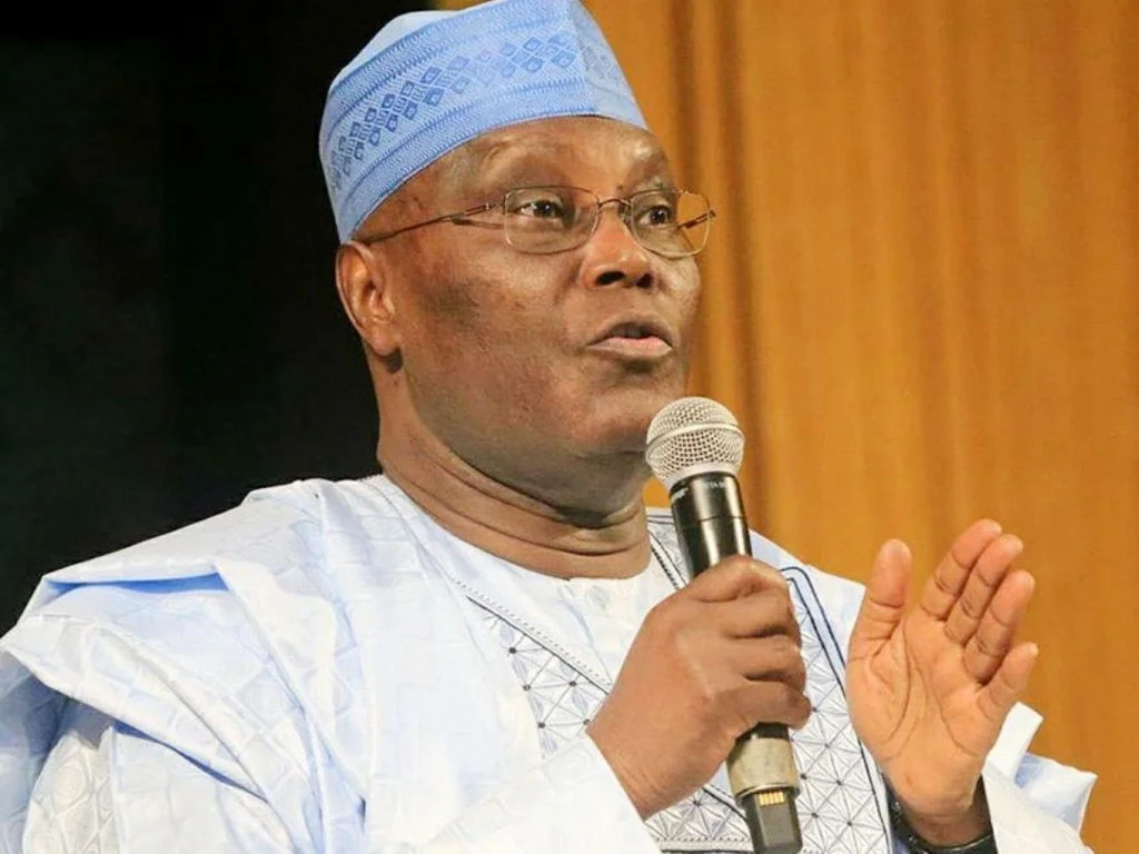 Atiku Ya Yi Allah-wadai Da Karramawar Da Sojoji Suka Yi Wa Seyi Tinubu