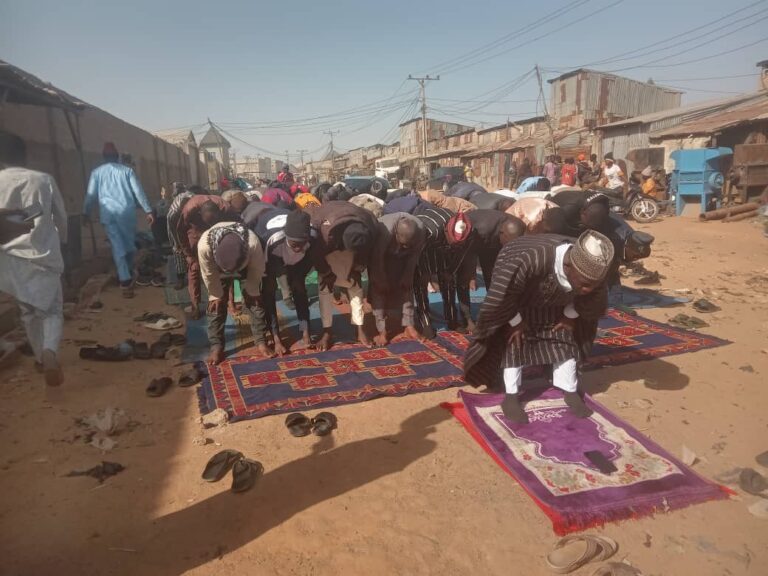 Business Owners Hold Special Prayers Over 70-day Power Outage In Kano