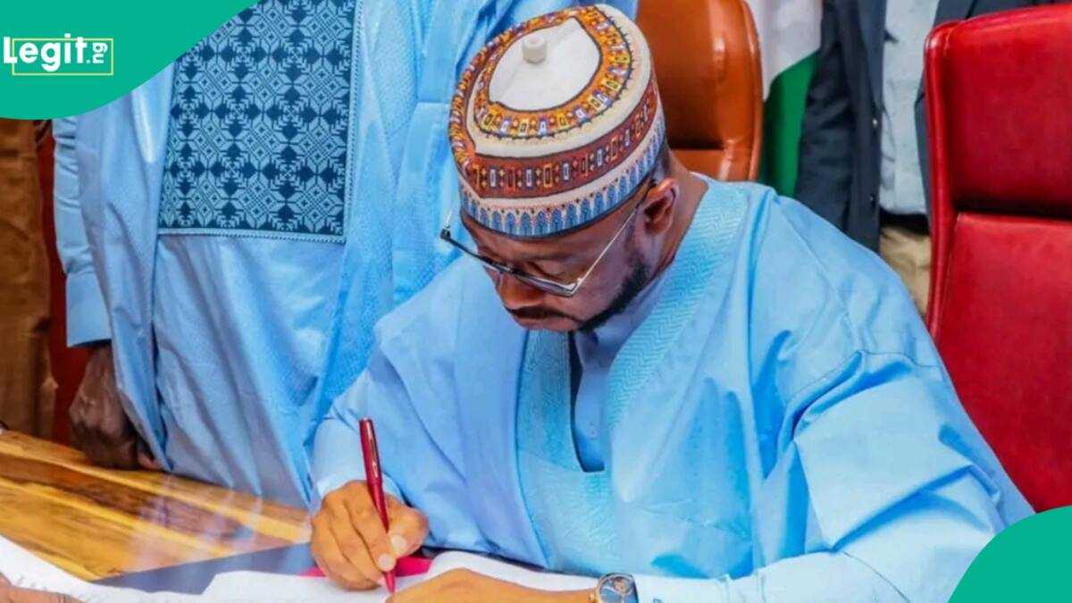 Gwamnan Zamfara Ya Faranta Ran Ma'aikata Ana Shirin Bankwana da 2024