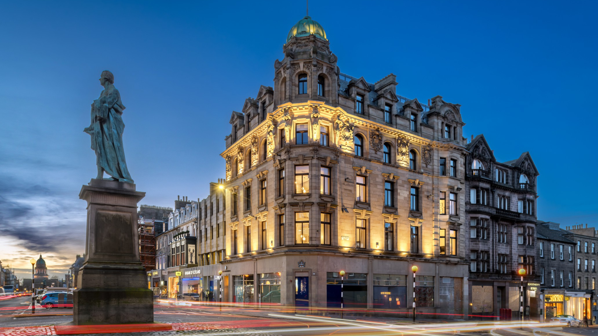 I snubbed cheap hotels for this luxury Edinburgh apartment - it didn't disappoint