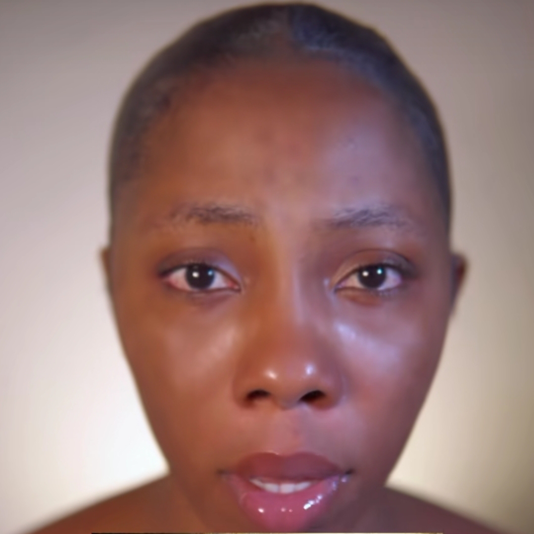 Lady transforms face into Jesus Christ with makeup, video breaks the internet