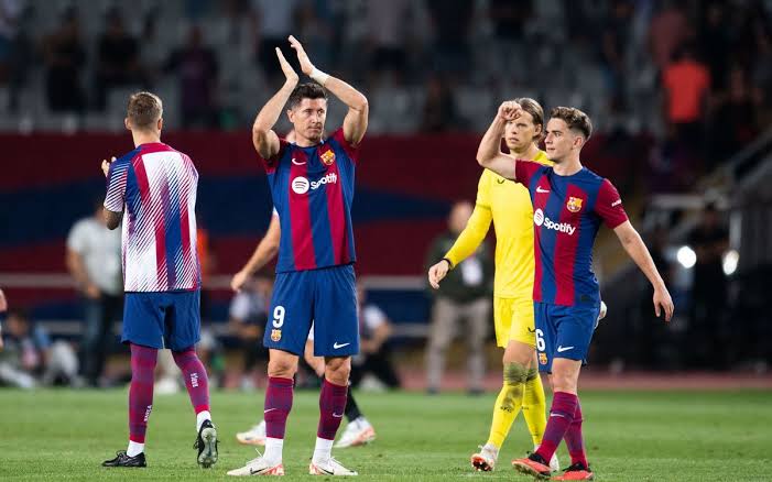 Las Palmas Stun Barca With Shock Win