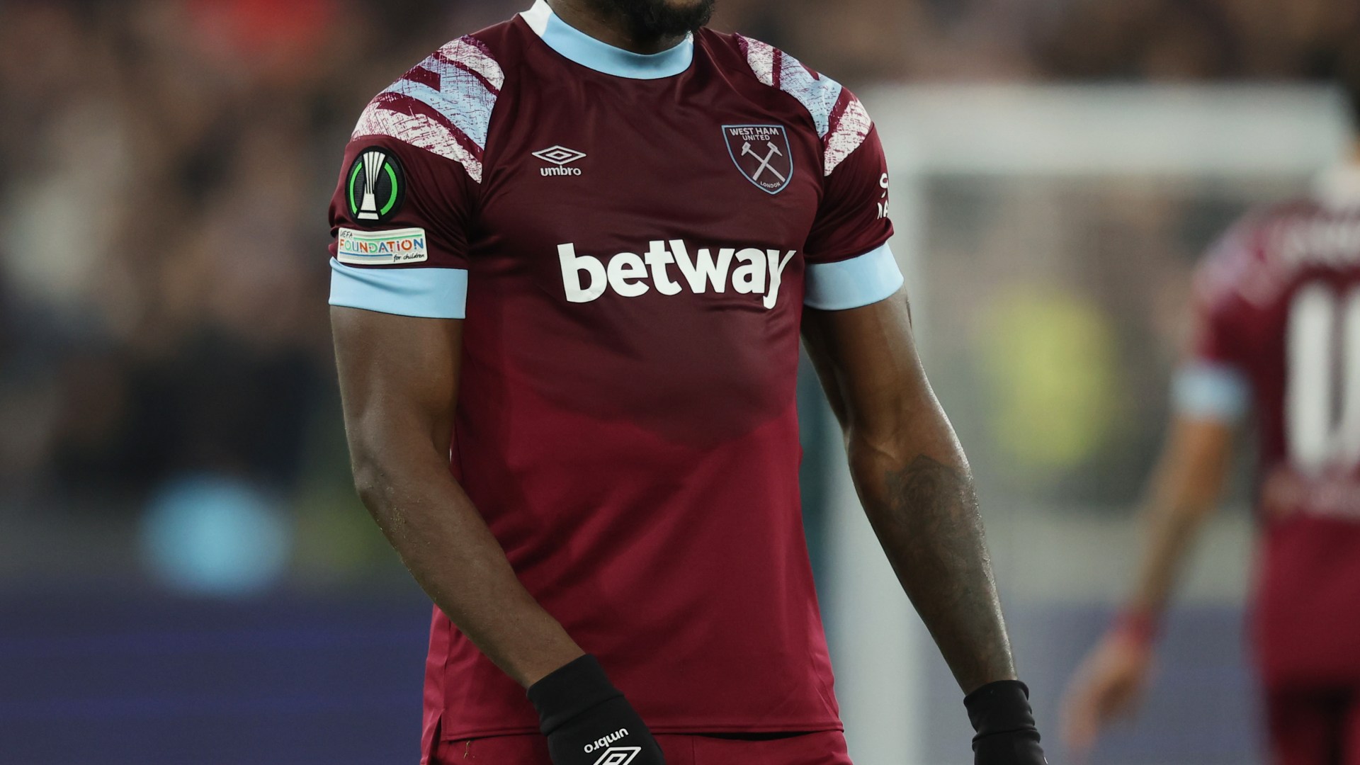 Major update on Michail Antonio as West Ham star undergoes surgery on broken leg after horror Ferarri crash – The Scottish Sun