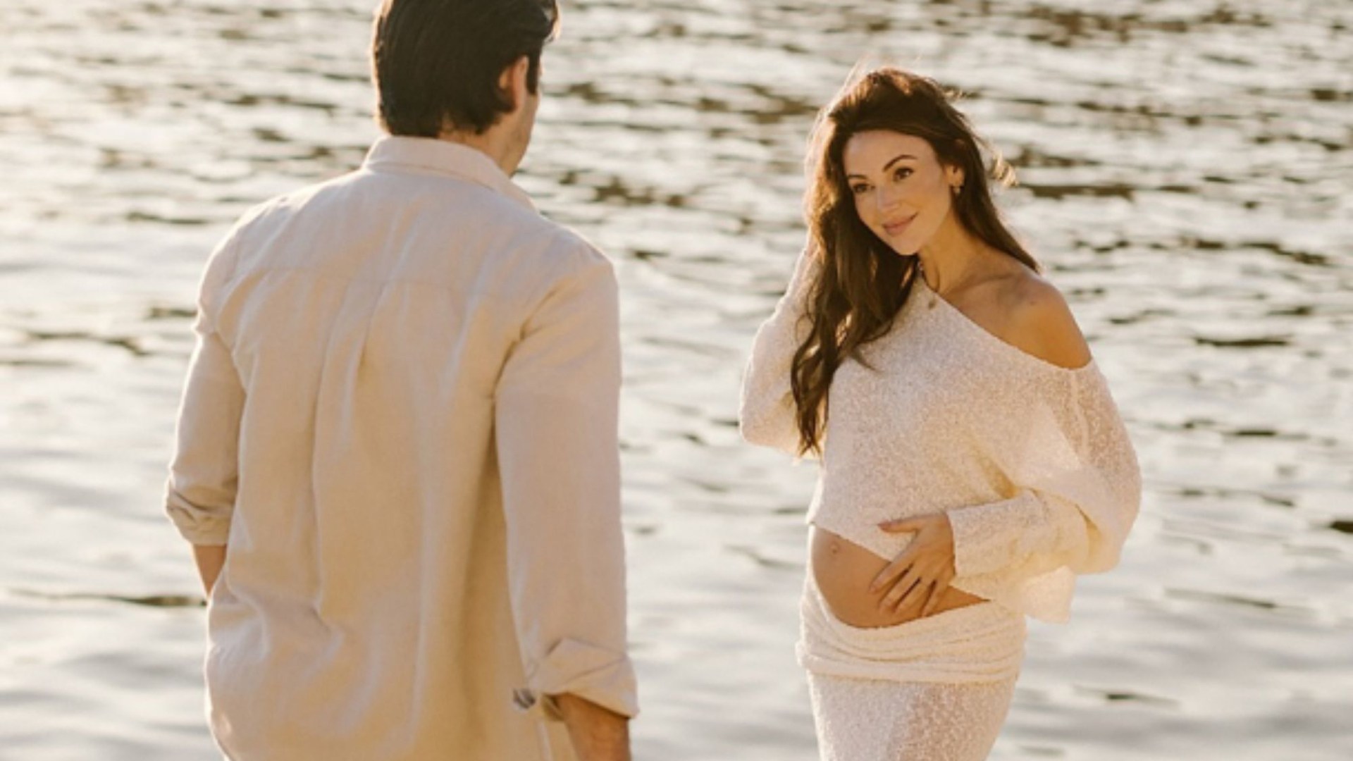 Michelle Keegan stuns in first pic of baby bump with Mark Wright as pregnant star says '2025 is going to be special'