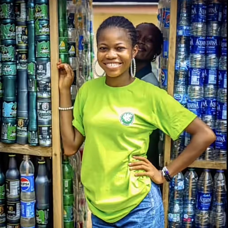 Creative Nigerians construct 2 restrooms for secondary school using 5,000 plastic bottles