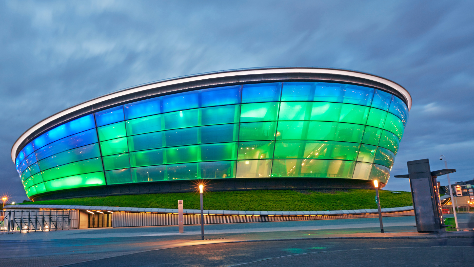 Rock band forced to cancel Glasgow Hydro show as singer's visa denied over criminal record