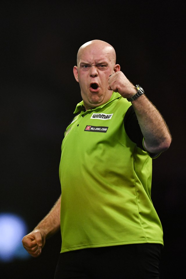 Van Gerwen faces Littler in the PDC final