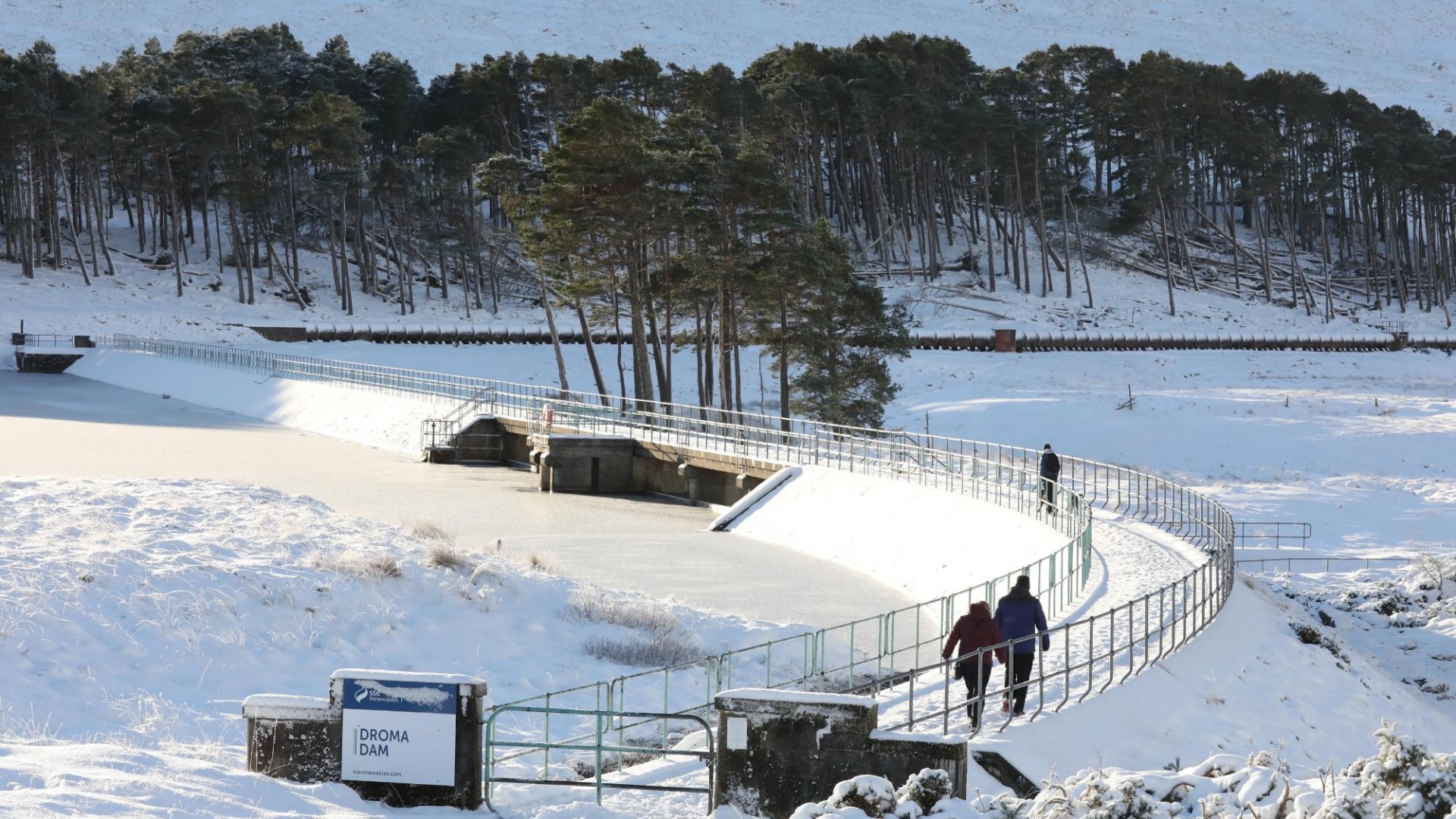 Travel chaos for Scots as snow closes airport runways & -11C chill – with icy conditions & more flurries to fall