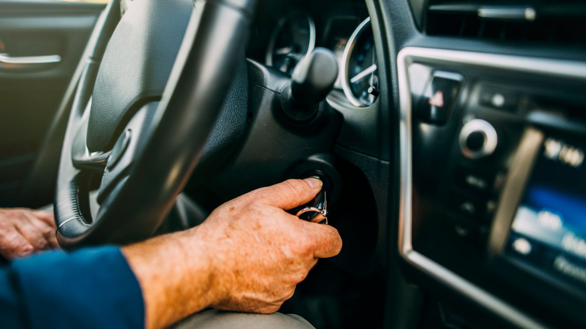 Expert reveals tip for working out exactly why your car won't start during cold weather - it comes down to certain noise