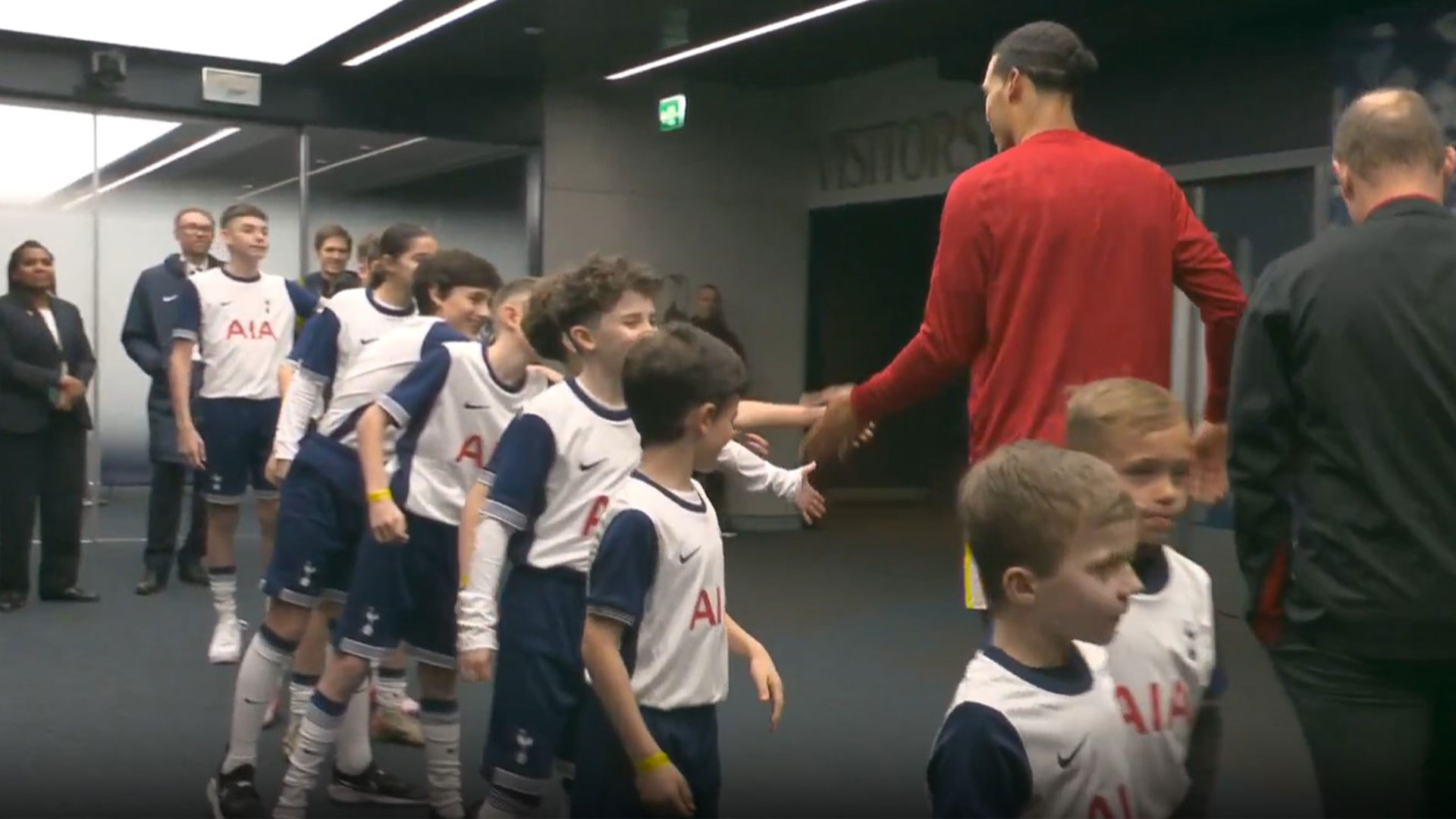 Watch hilarious moment MASCOT tells Virgil van Dijk to join Spurs and says 'we haven't got any good defenders'