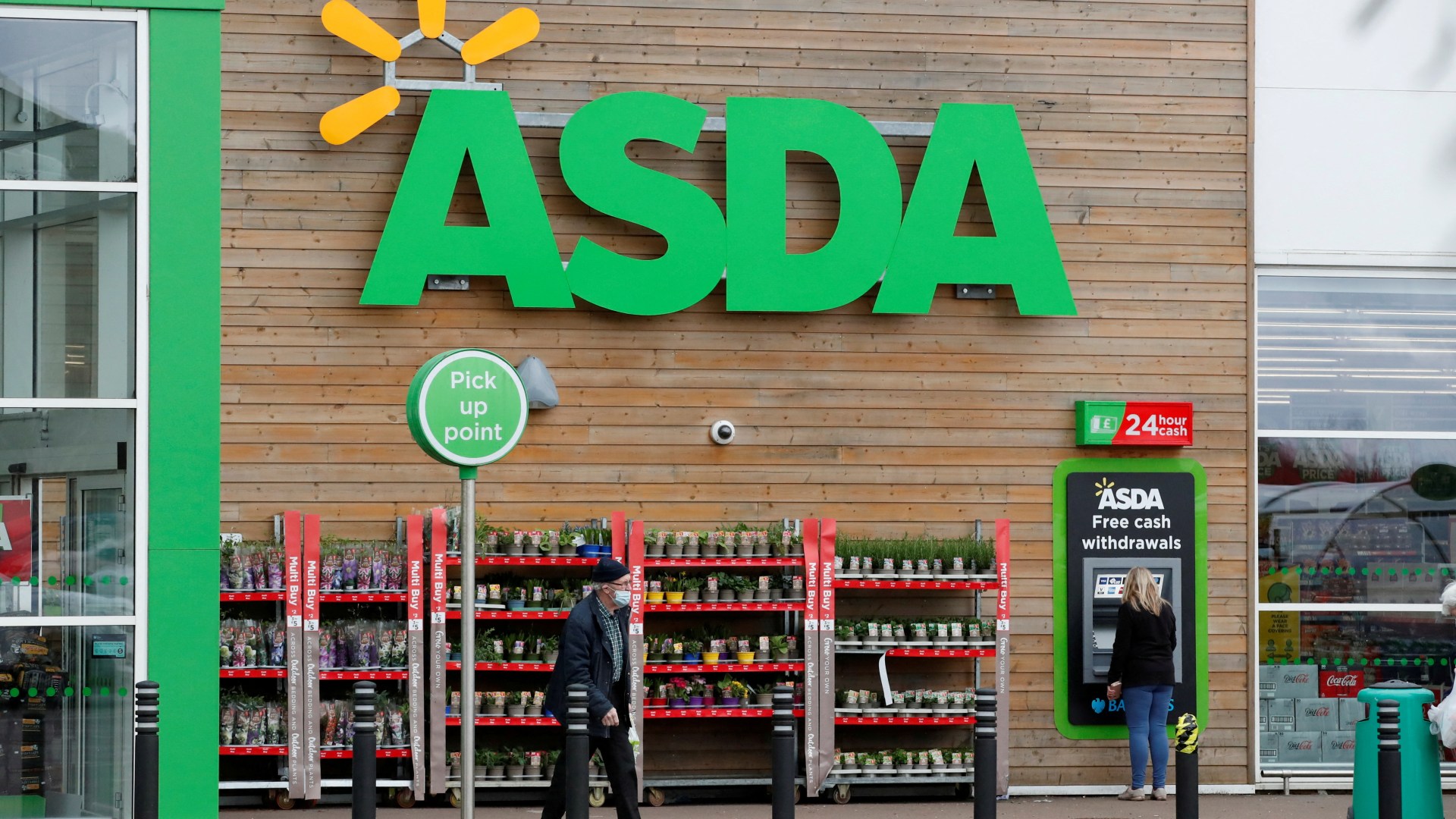 Asda shoppers rush to buy 'fluffy & cosy' £2.50 item ideal for keeping warm without switching the heating on