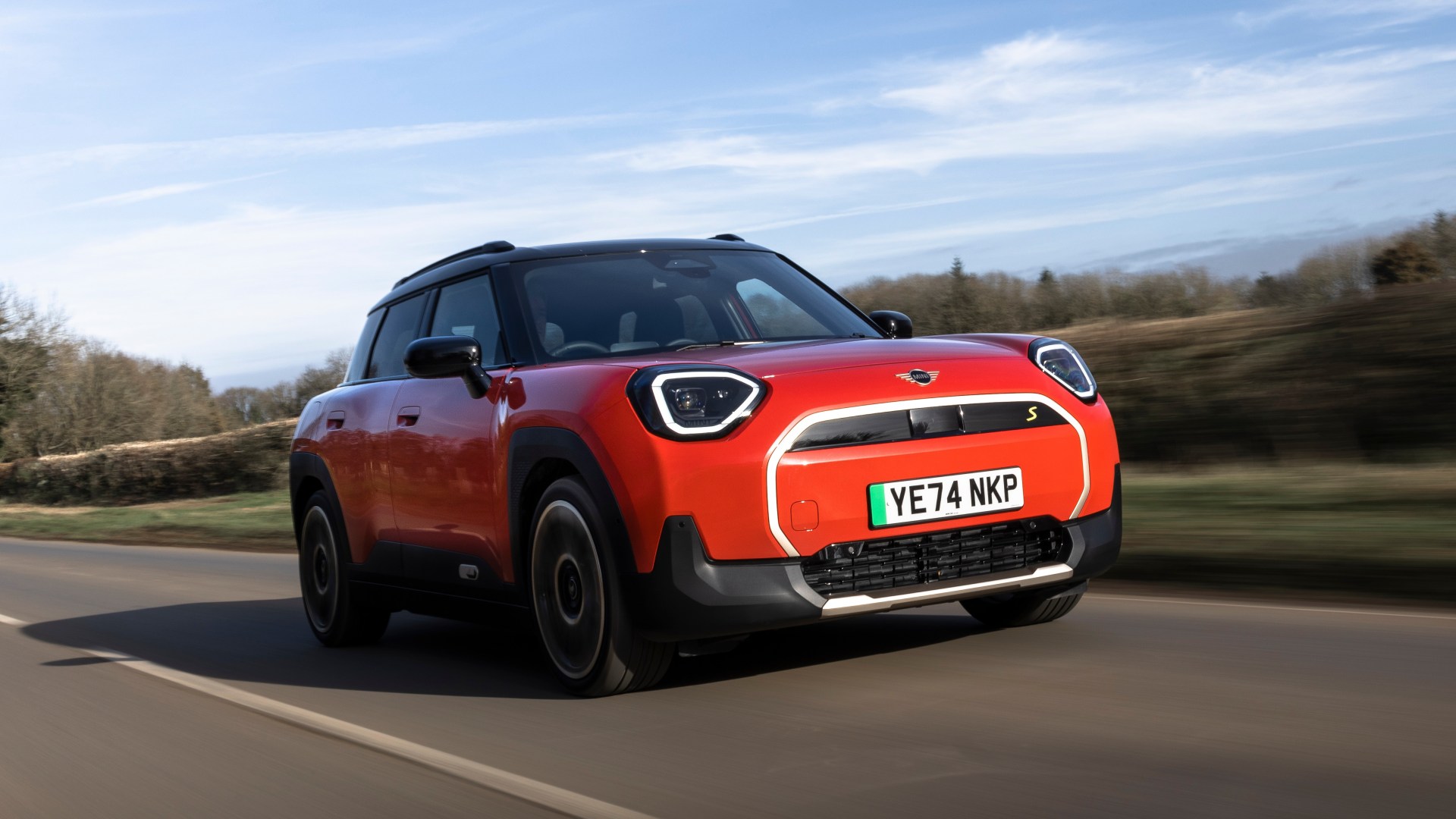 I put Mini's Cooper, Countryman and new Aceman to the test - they're all brilliant but my favourite is clear