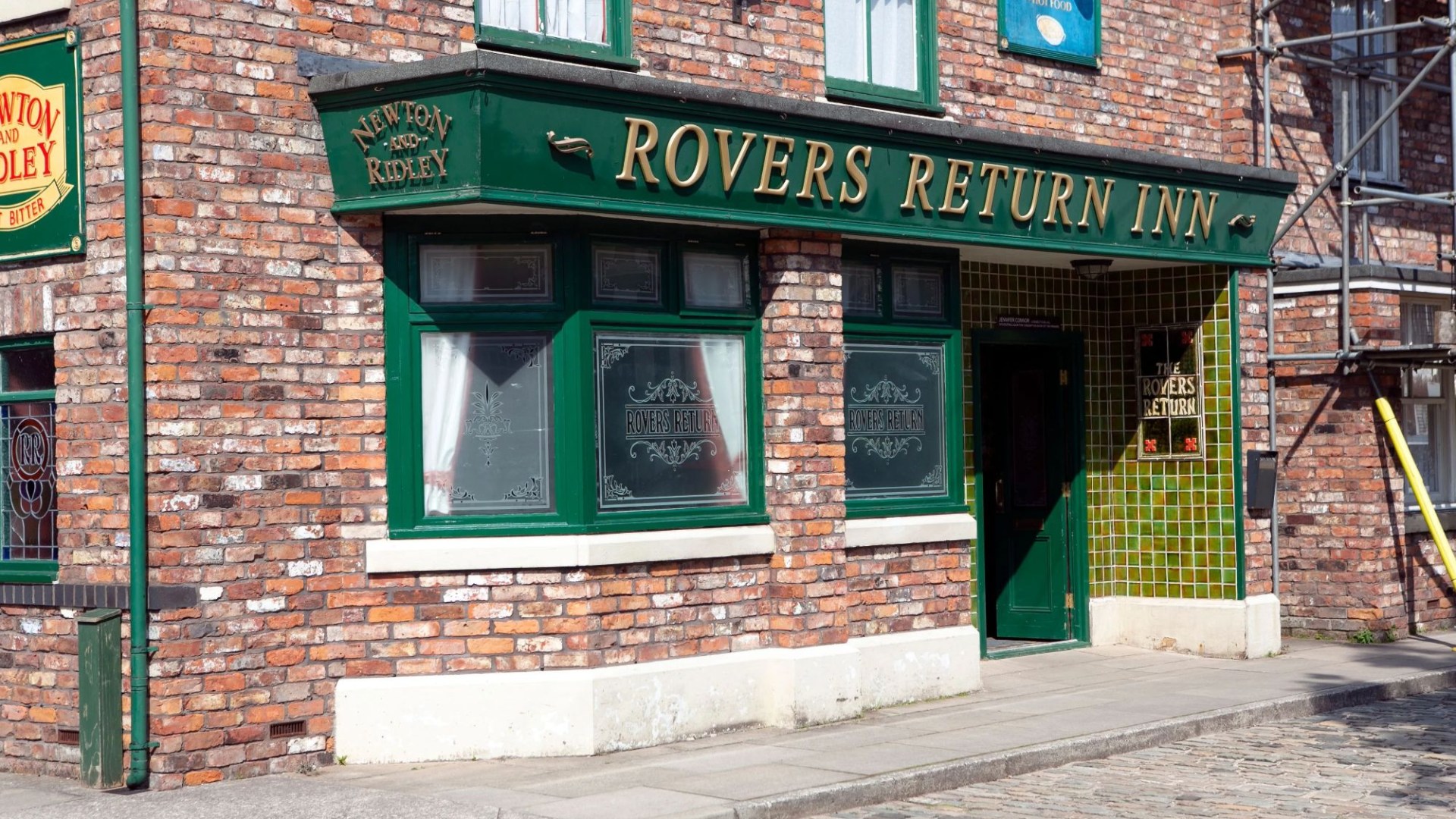 Coronation Street star reveals private mental health battle in wake of horror knife crime story on ITV soap