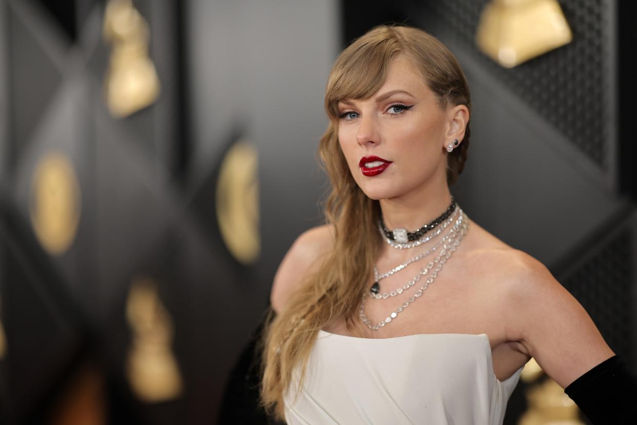 Taylor Swift named No.1 top artist of 21st century