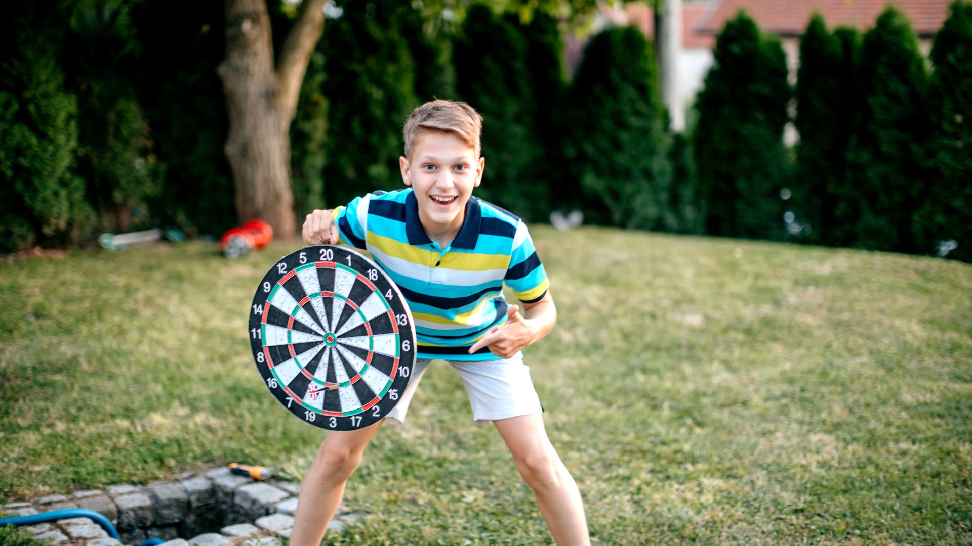 Three ways to take up darts on a budget and improve hand-eye coordination