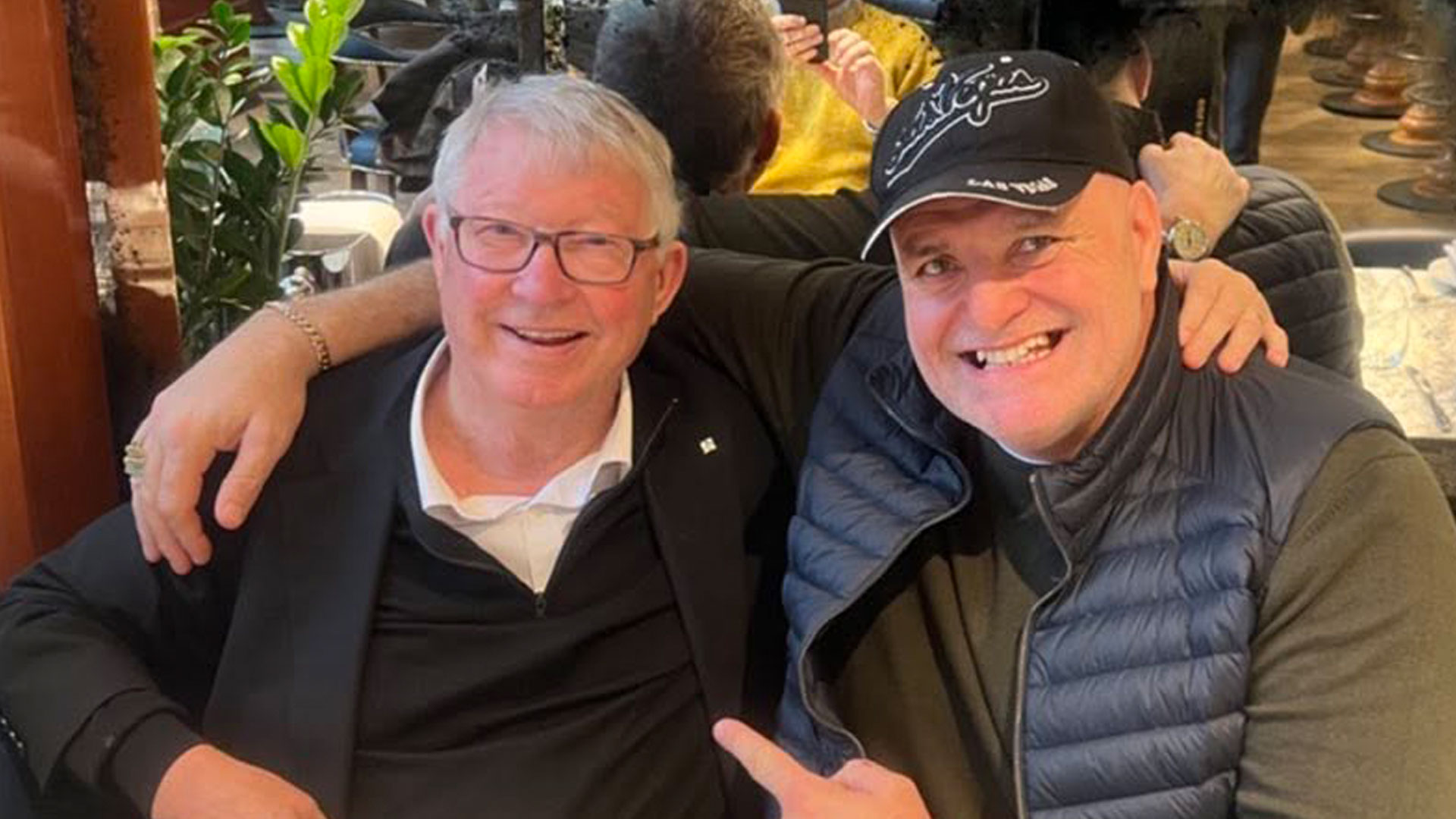 Fans joke 'poor Sir Alex Ferguson' as they can't believe who legendary Man Utd boss bumped into at breakfast