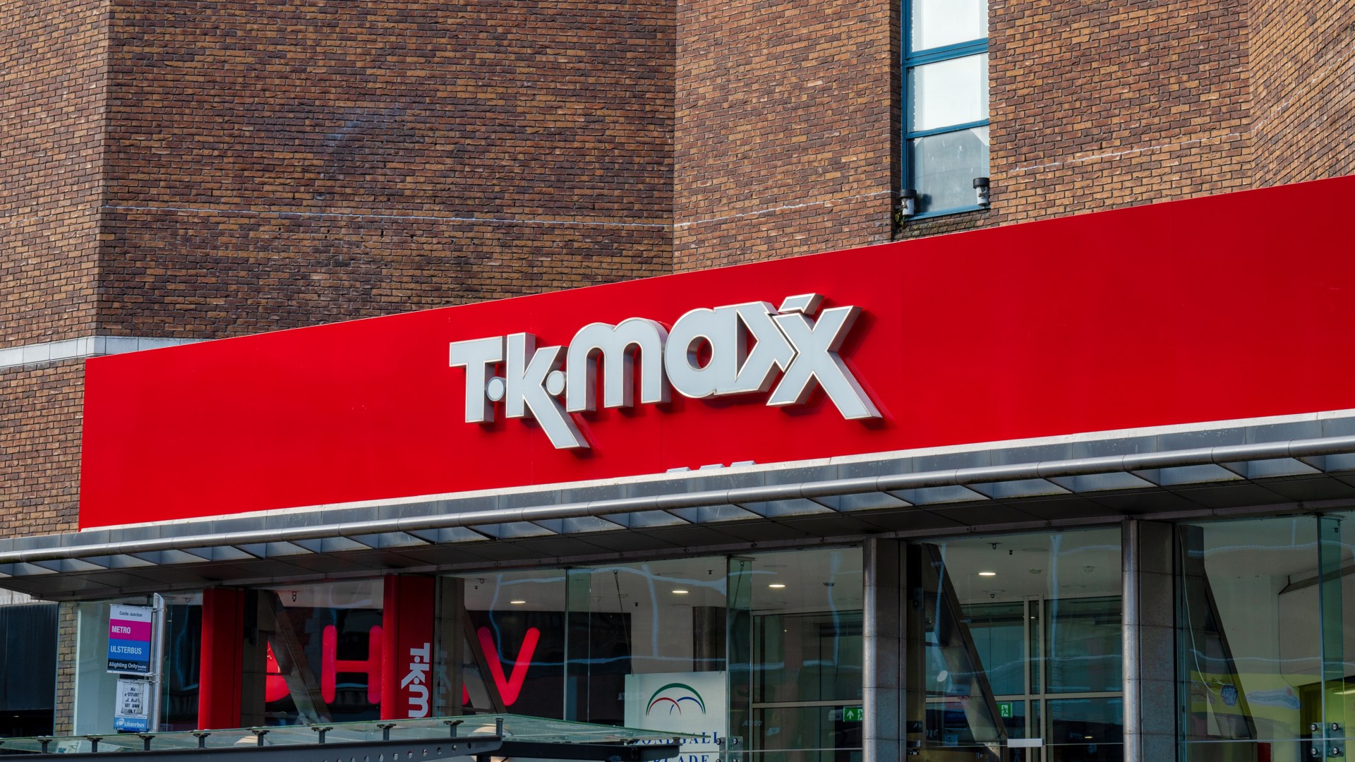 TKMaxx is selling a posh £160 anti-aging cream stocked at Harrods for 83% less